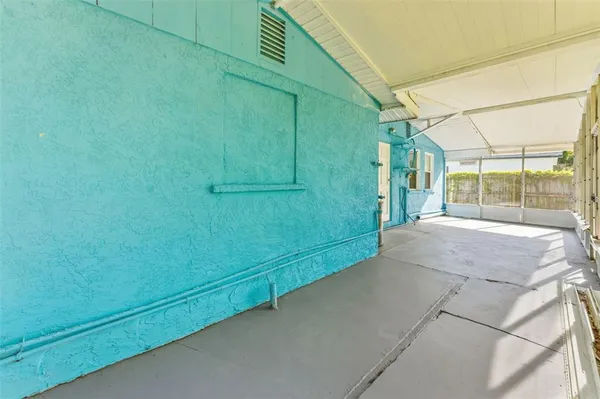 $284,900 | 2521 Highland Acres Drive, Clearwater, FL 33761