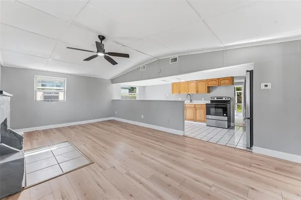 $284,900 | 2521 Highland Acres Drive, Clearwater, FL 33761