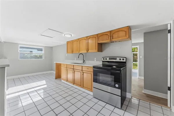 $284,900 | 2521 Highland Acres Drive, Clearwater, FL 33761