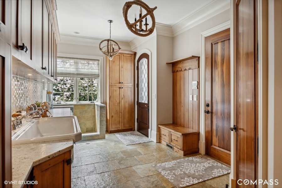 106 Longmeadow Road Winnetka, IL 60093 - Photo 12 of 66