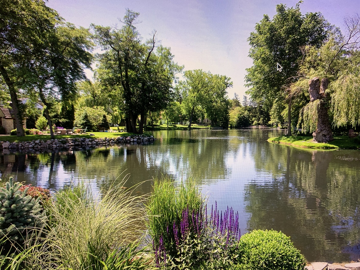 106 Longmeadow Road Winnetka, IL 60093 - Photo 65 of 66 a view of a lake with houses