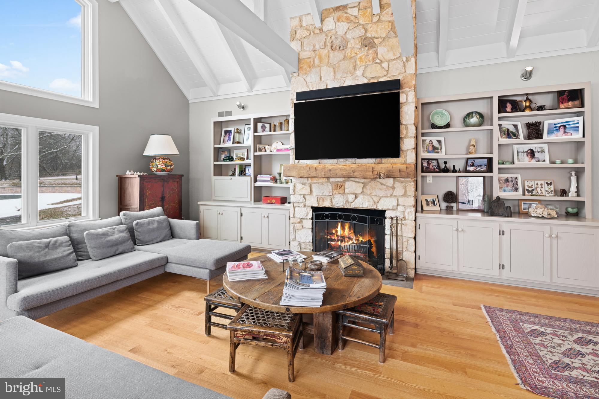 463 Federal City Road Pennington, NJ 08534 - Photo 23 of 47 Family room with custom built-ins.