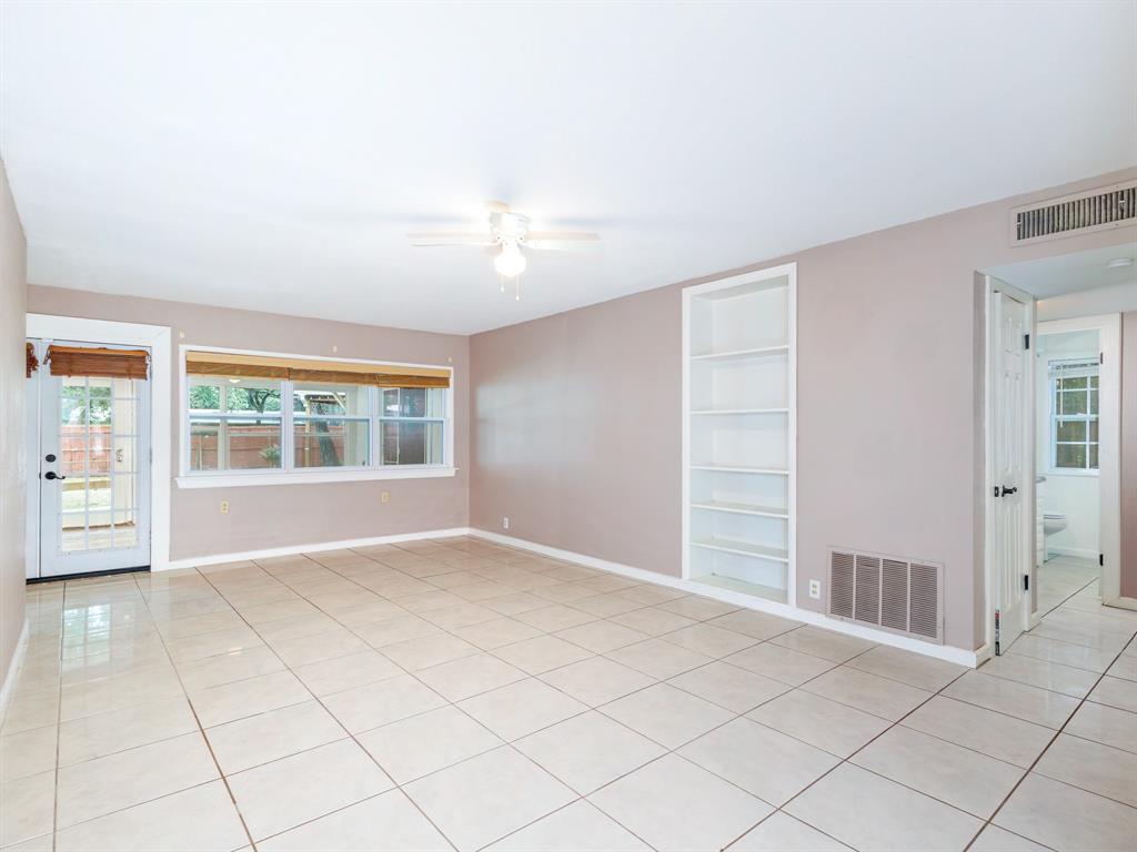 4002 Austin Avenue Brownwood, TX 76801 - Photo 10 of 34 a view of an empty room with a window