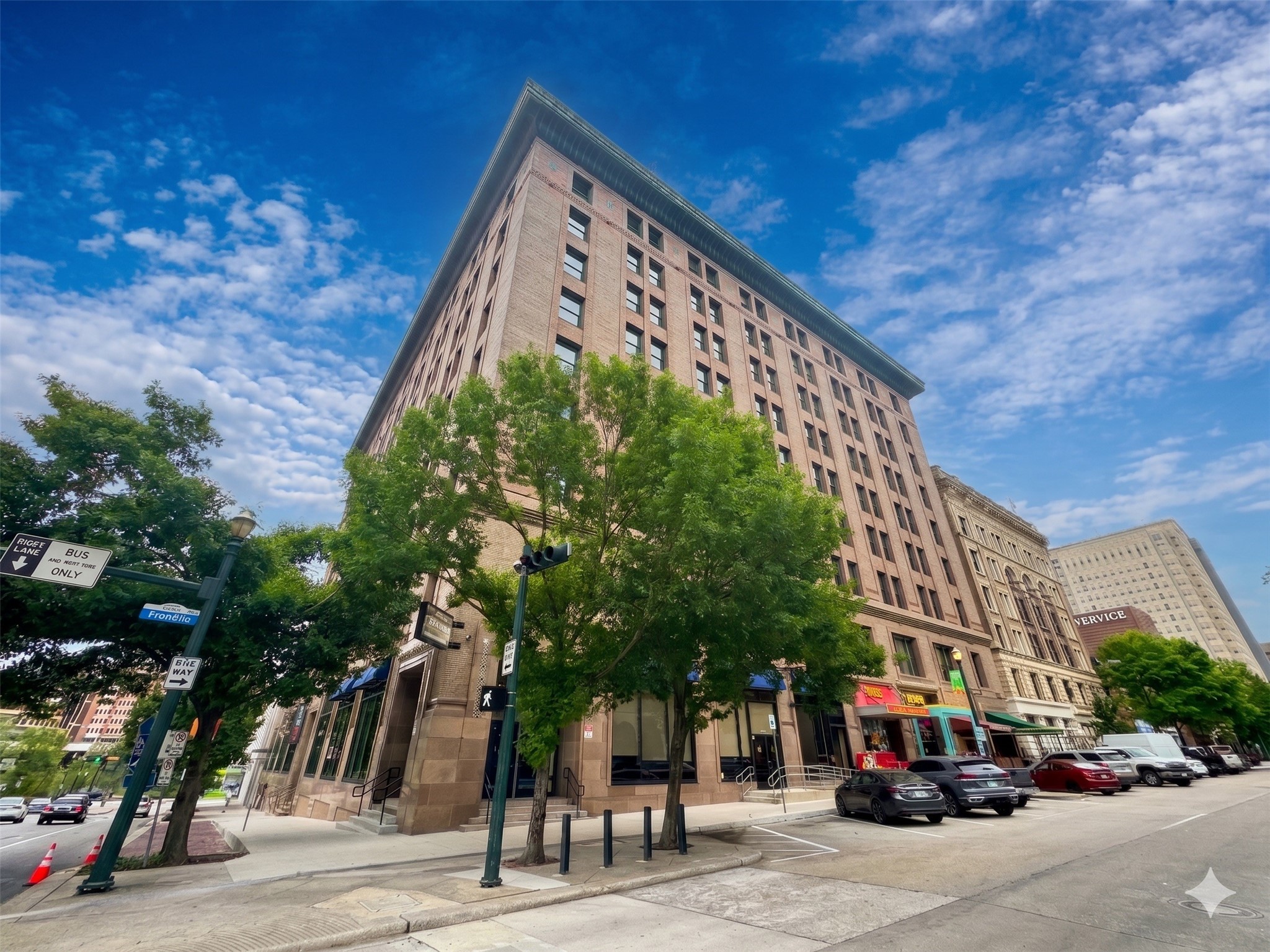 915 Franklin Street, Unit 2I Houston, TX 77002 - Photo 26 of 34