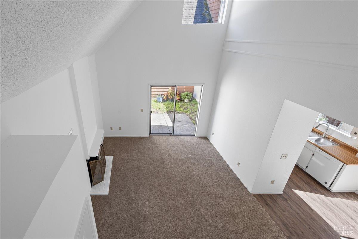2426 Lakeview Drive Santa Rosa, CA 95405 - Photo 17 of 43