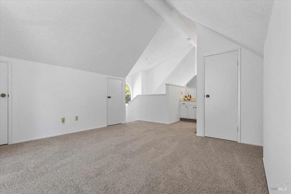 2426 Lakeview Drive Santa Rosa, CA 95405 - Photo 20 of 43