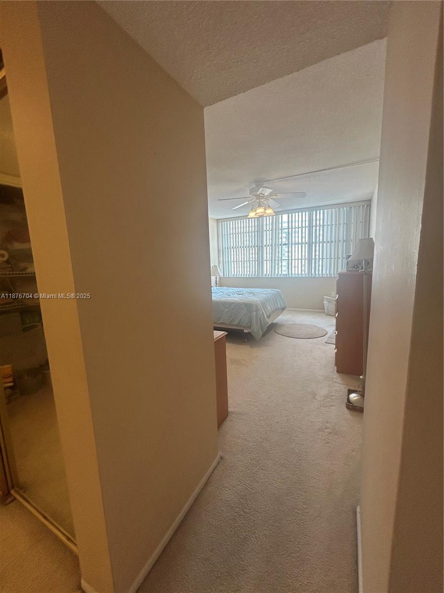 18081 Biscayne Boulevard, Unit 15024 Aventura, FL 33160 - Photo 18 of 43