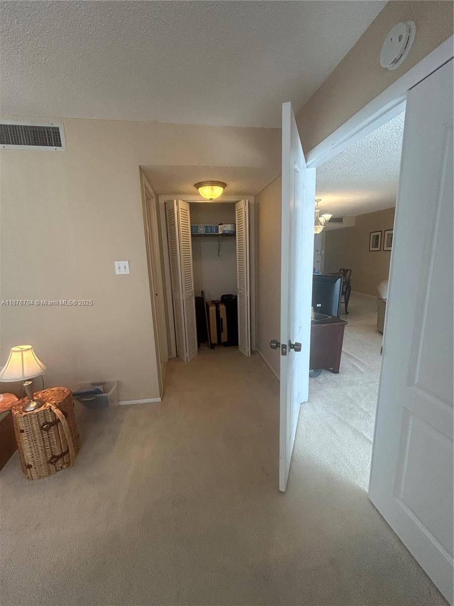 18081 Biscayne Boulevard, Unit 15024 Aventura, FL 33160 - Photo 21 of 43