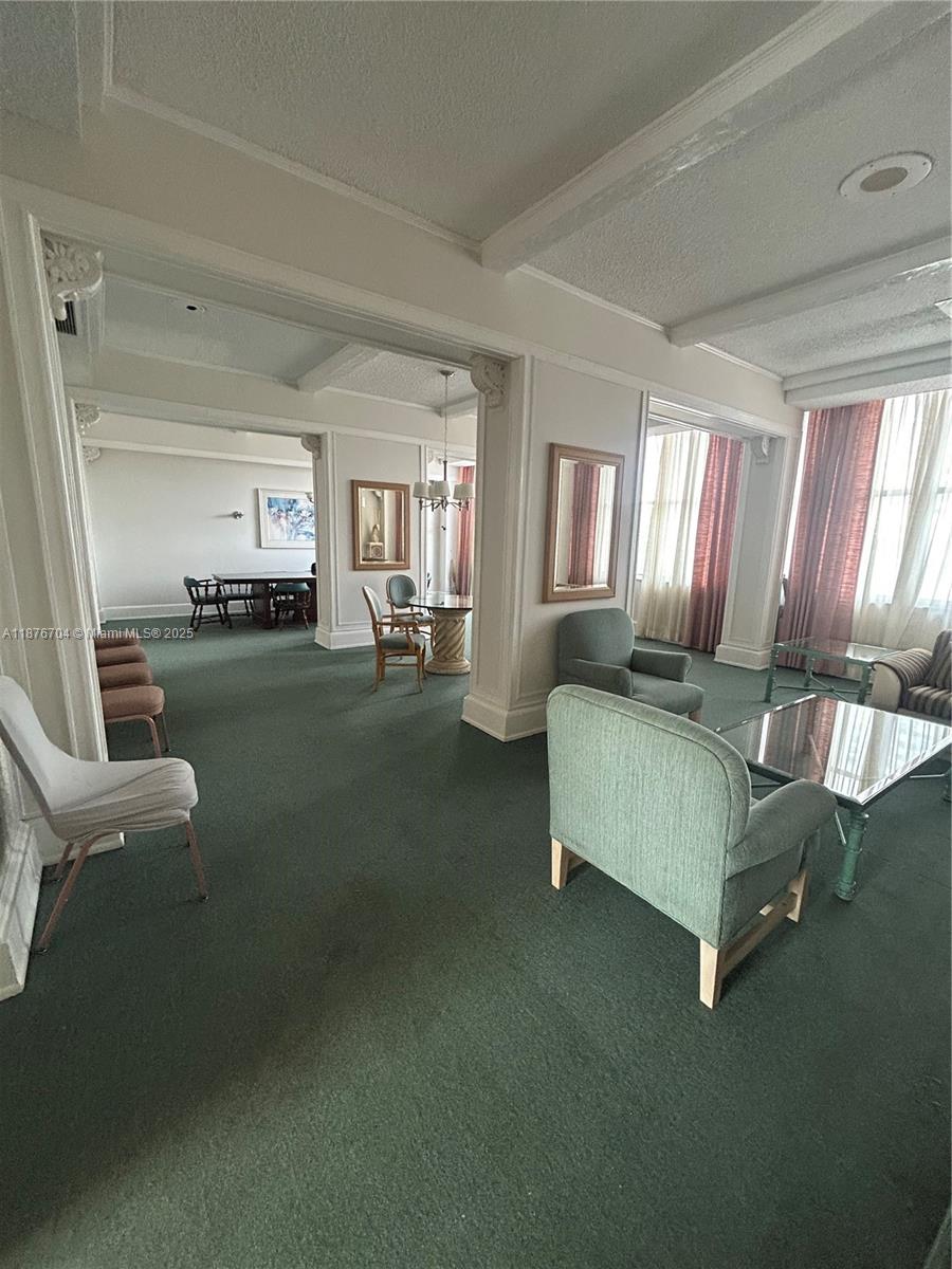 18081 Biscayne Boulevard, Unit 15024 Aventura, FL 33160 - Photo 39 of 43