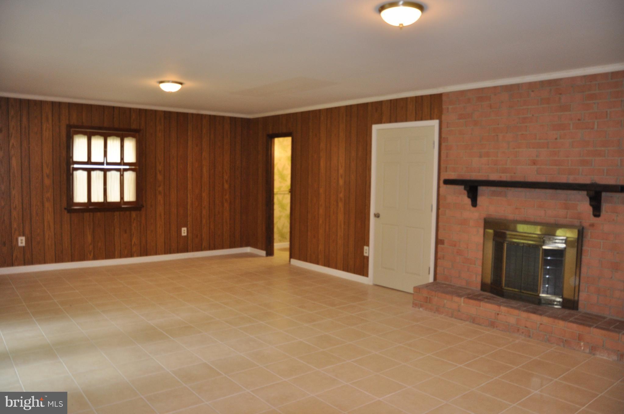 2938 Craiglawn Road Silver Spring, MD 20904 - Photo 22 of 30 Family Room