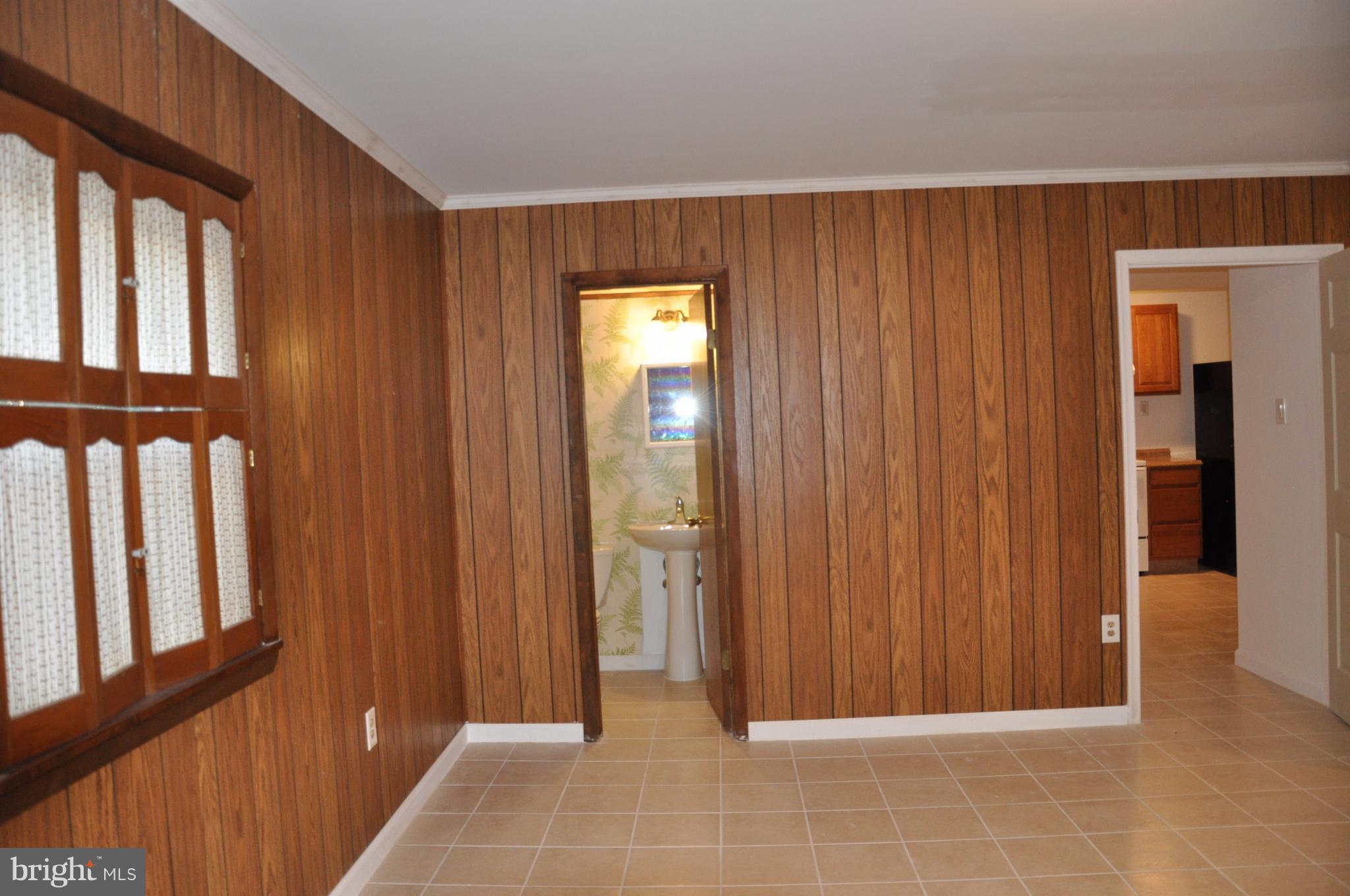 2938 Craiglawn Road Silver Spring, MD 20904 - Photo 29 of 30 Bath