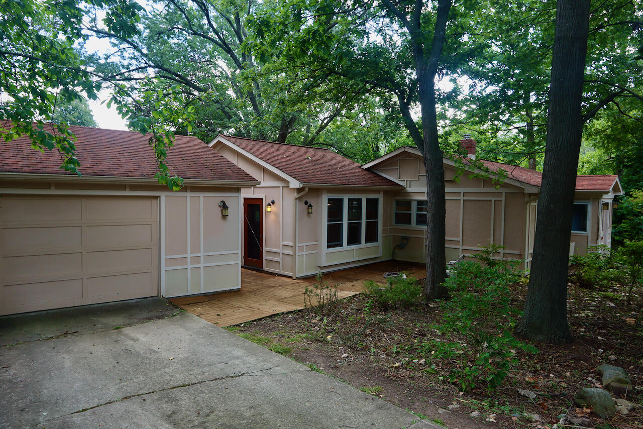 611 Robin Road Ann Arbor, MI 48103 - Photo 28 of 31