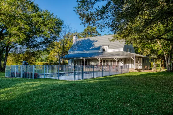 $3,650,000 | 1585 Round Top Road, Round Top, TX 78954