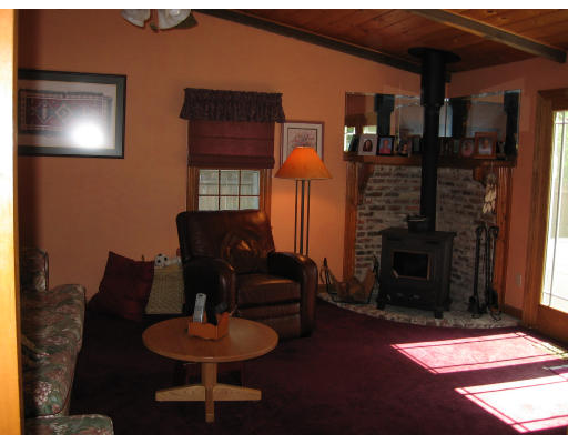 21 Arbor Road Chelmsford, MA 01863 - Photo 3 of 6 Gallery Image 3