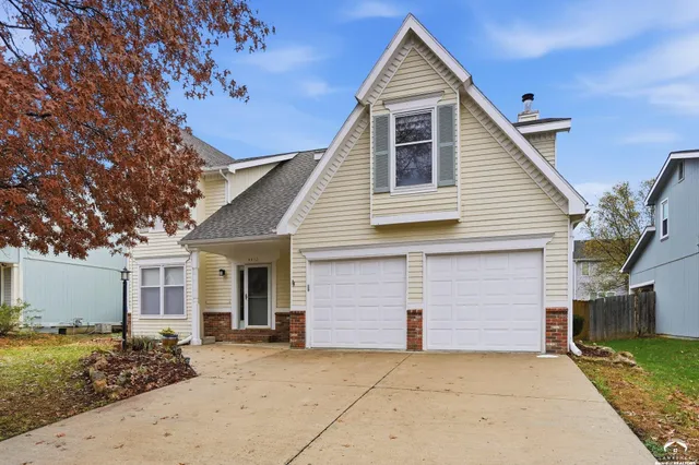 $392,500 | 4412 Gretchen Court, Lawrence, KS 66047