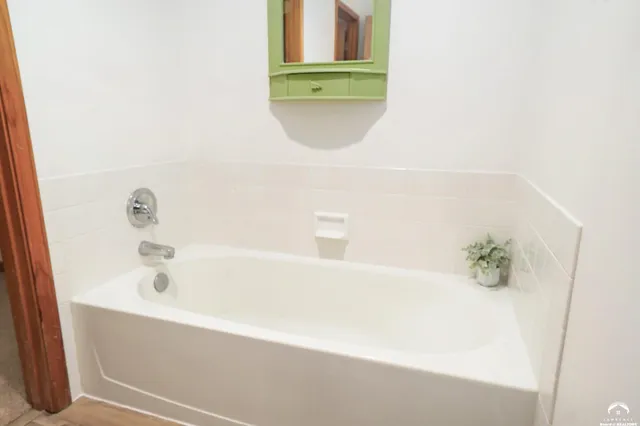 $392,500 | 4412 Gretchen Court, Lawrence, KS 66047