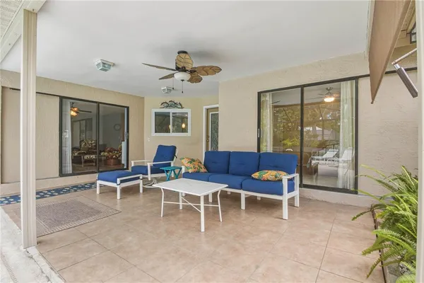 $645,000 | 4725 Orange Grove Way, Palm Harbor, FL 34684