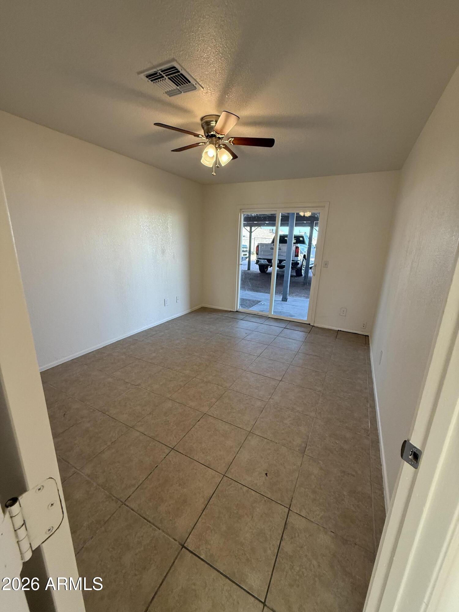 2560 South Yavapai Road Apache Junction, AZ 85119 - Photo 9 of 31
