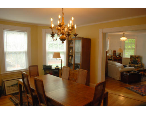 19 Harrison Street Newton, MA 02461 - Photo 5 of 13 Gallery Image 5