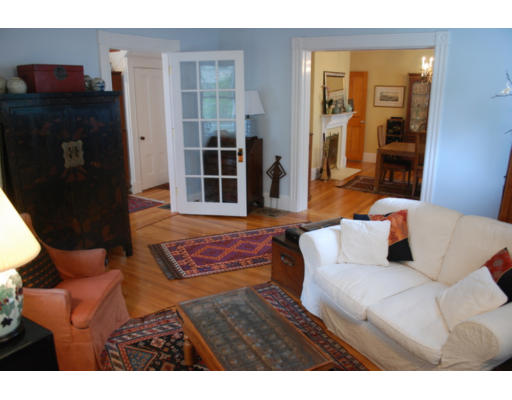 19 Harrison Street Newton, MA 02461 - Photo 6 of 13 Gallery Image 6