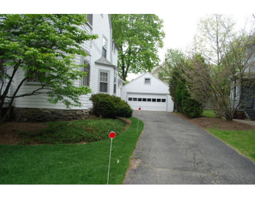 19 Harrison Street Newton, MA 02461 - Photo 9 of 13 Gallery Image 9