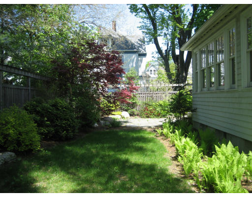 19 Harrison Street Newton, MA 02461 - Photo 10 of 13 Gallery Image 10