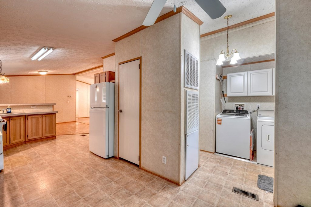 832 Canyon Road Marble, NC 28905 - Photo 37 of 48