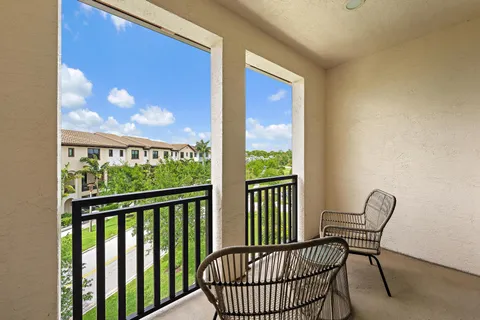 $905,000 | 5174 Beckman Terrace, Palm Beach Gardens, FL 33418
