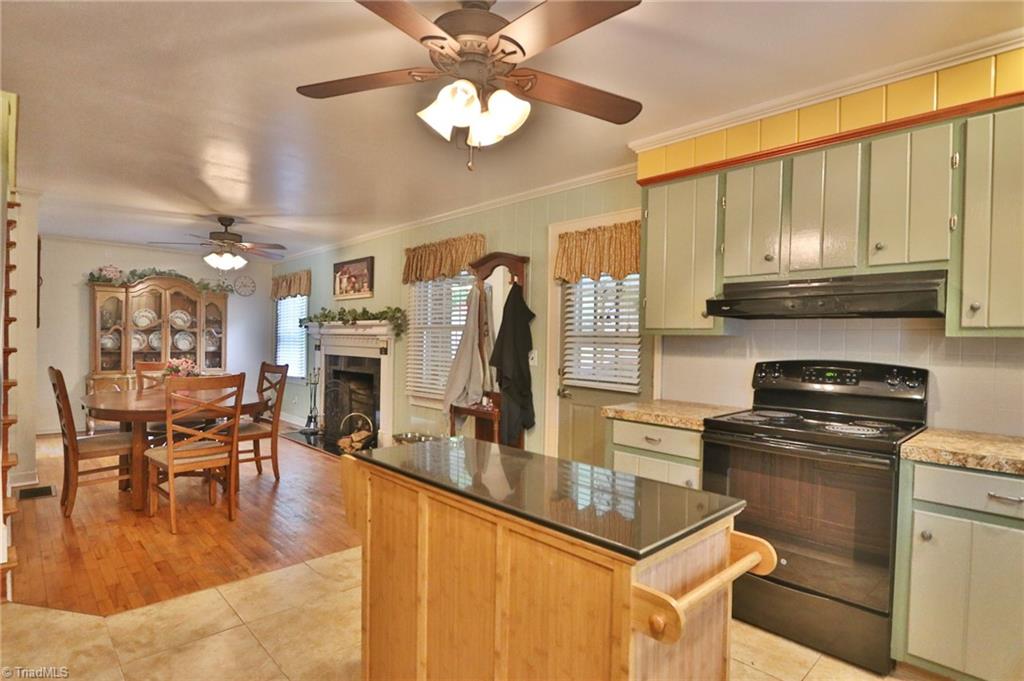 164 Edgewood Drive Elkin, NC 28621 - Photo 11 of 41