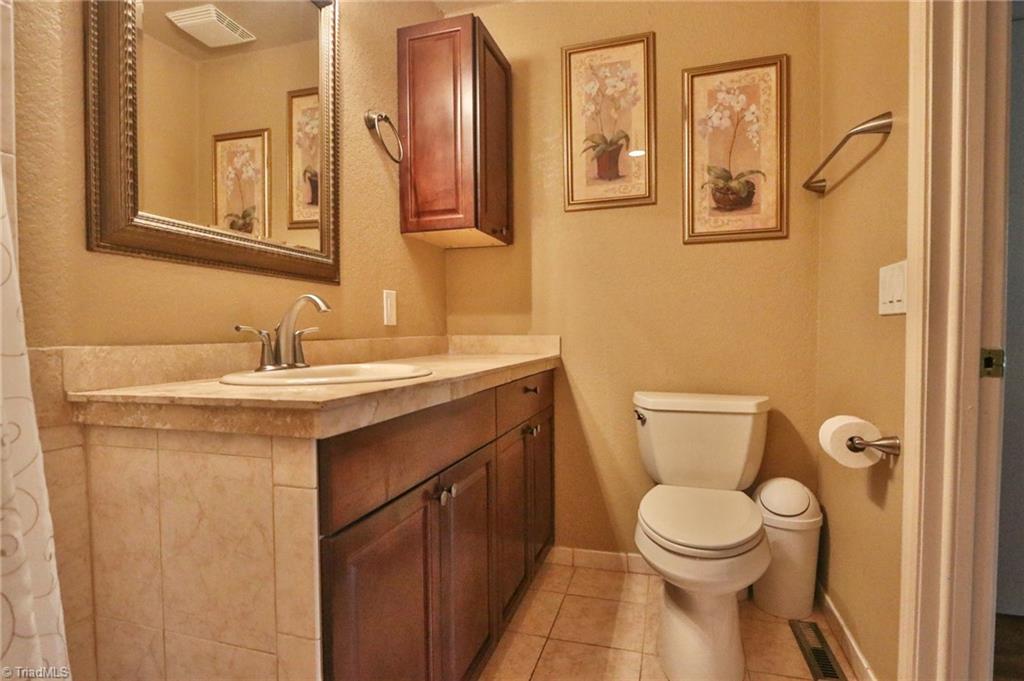 164 Edgewood Drive Elkin, NC 28621 - Photo 18 of 41