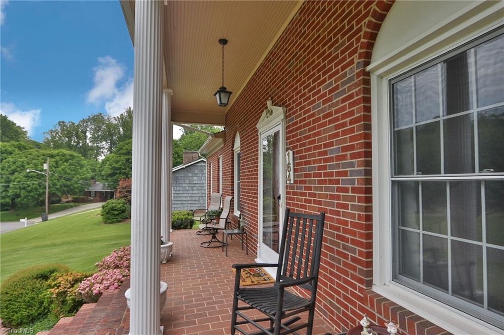 164 Edgewood Drive Elkin, NC 28621 - Photo 3 of 41