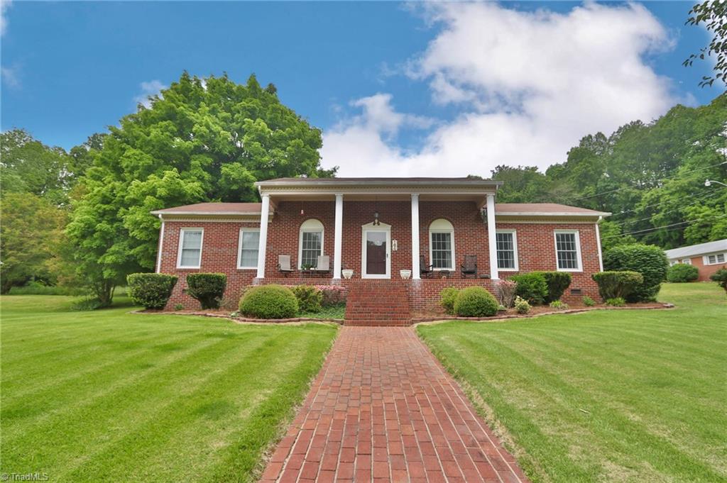 164 Edgewood Drive Elkin, NC 28621 - Photo 39 of 41