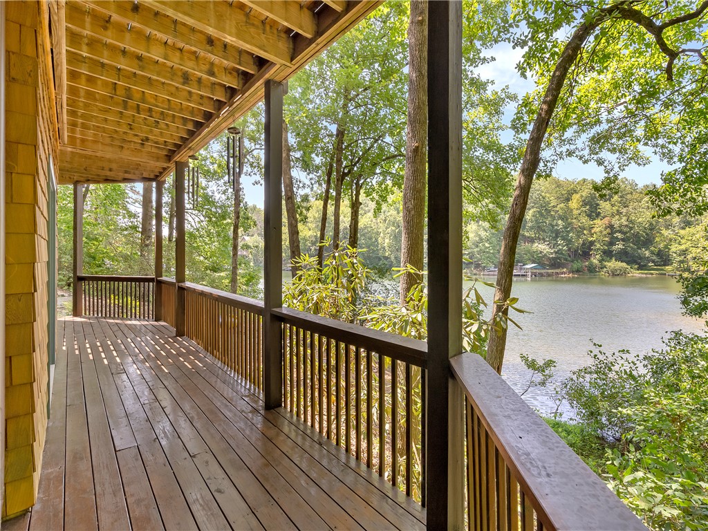 555 Chattooga Lake Road Mountain Rest, SC 29664 - Photo 15 of 45 Lower level deck.