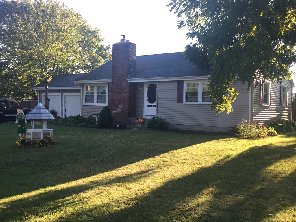 308 New Boston Road Fairhaven, MA 02719 - Photo 1 of 11 Gallery Image 1