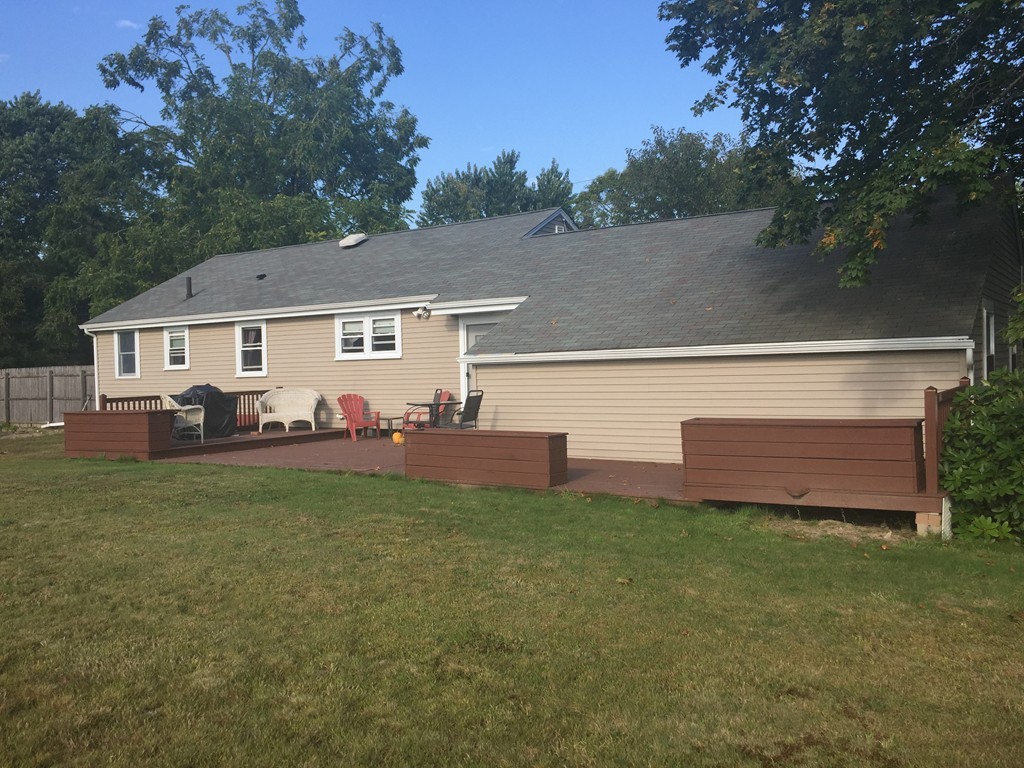 308 New Boston Road Fairhaven, MA 02719 - Photo 3 of 11 Gallery Image 3