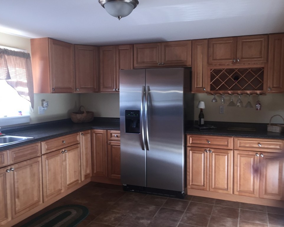 308 New Boston Road Fairhaven, MA 02719 - Photo 5 of 11 Gallery Image 5