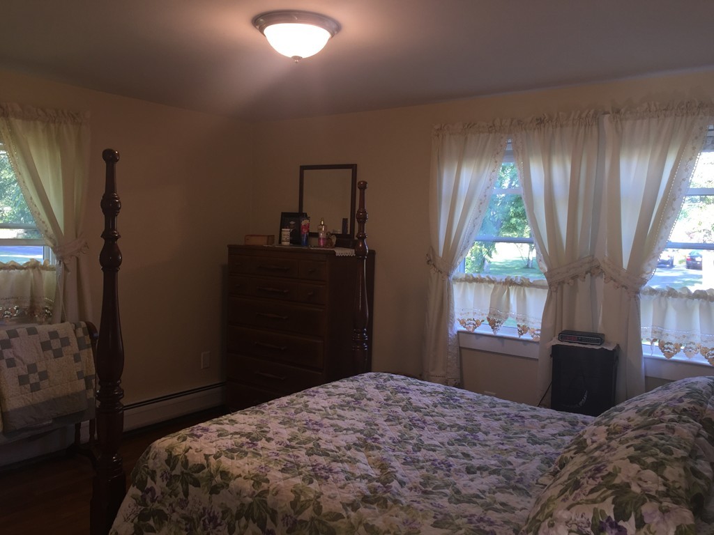 308 New Boston Road Fairhaven, MA 02719 - Photo 9 of 11 Gallery Image 9