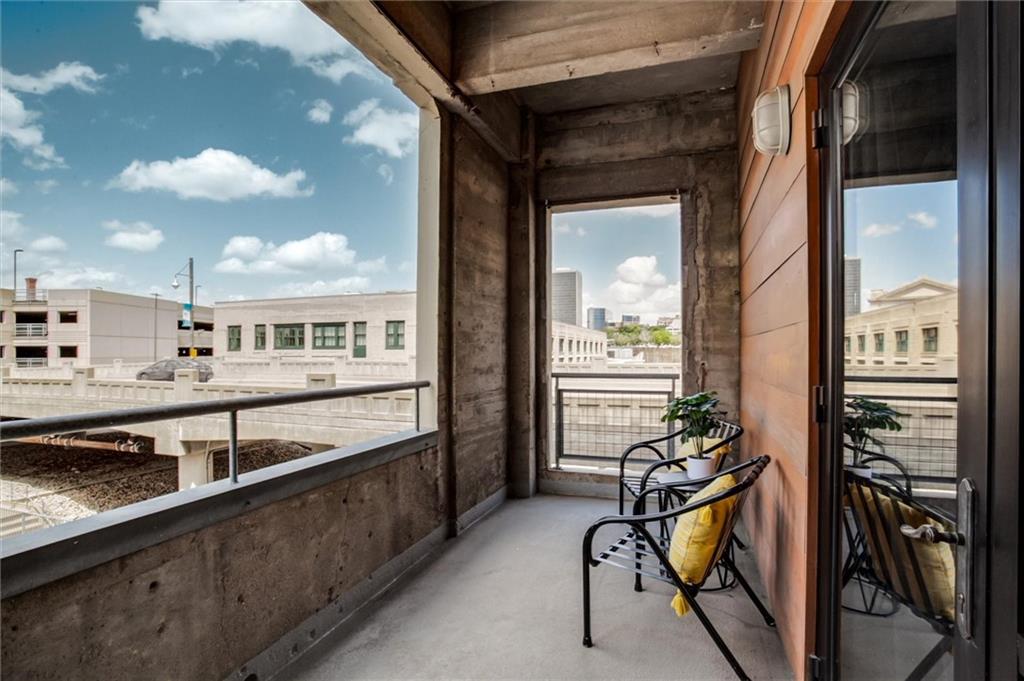 360 West Pershing Road, Unit 110 Kansas City, MO 64108 - Photo 23 of 24