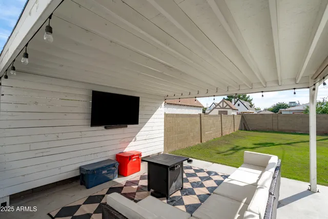 $649,990 | 2201 East Weldon Avenue, Phoenix, AZ 85016