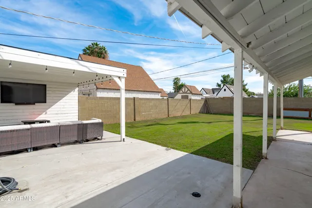 $649,990 | 2201 East Weldon Avenue, Phoenix, AZ 85016