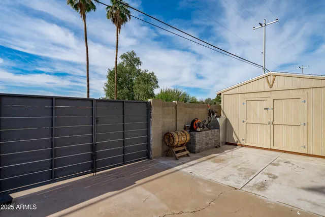 $649,990 | 2201 East Weldon Avenue, Phoenix, AZ 85016