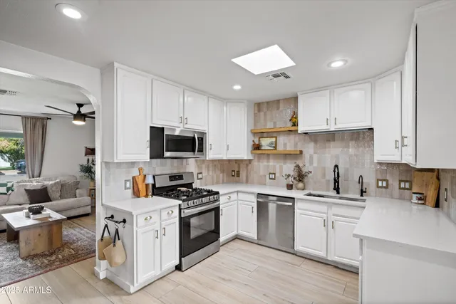 $649,990 | 2201 East Weldon Avenue, Phoenix, AZ 85016