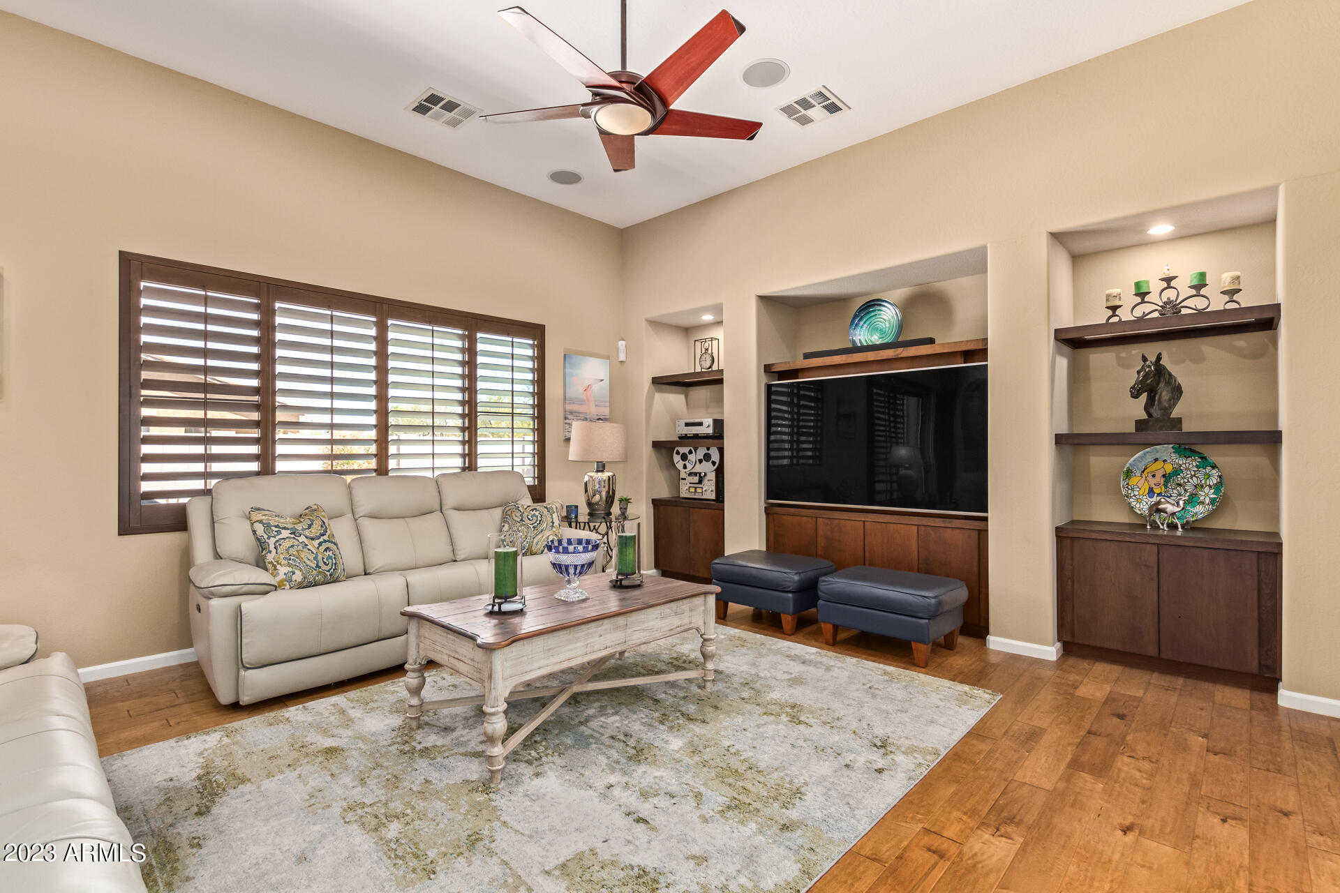 14312 West Almeria Road Goodyear, AZ 85395 - Photo 15 of 65 10-Almeria