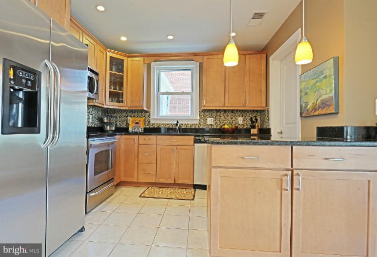 30 East Braddock Road Alexandria, VA 22301 - Photo 11 of 30 Kitchen