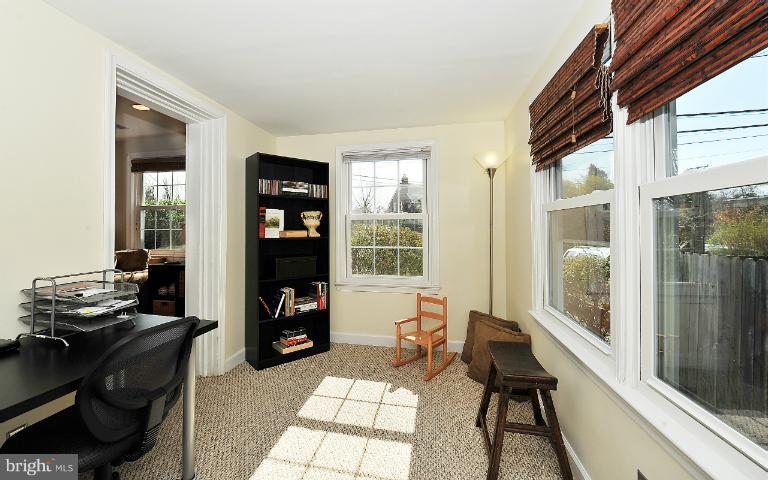 30 East Braddock Road Alexandria, VA 22301 - Photo 12 of 30 Interior (General)
