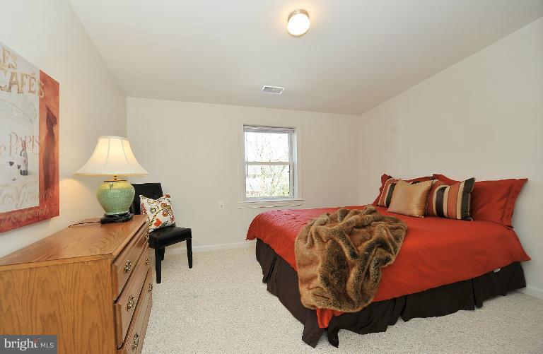 30 East Braddock Road Alexandria, VA 22301 - Photo 14 of 30 Bedroom