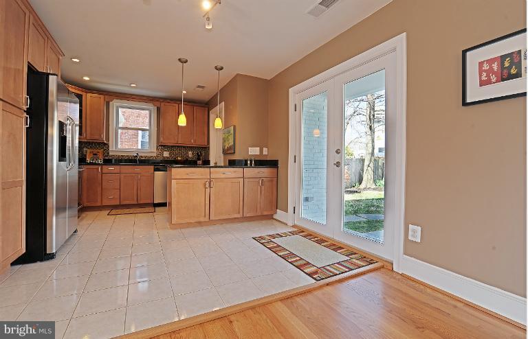 30 East Braddock Road Alexandria, VA 22301 - Photo 20 of 30 Kitchen