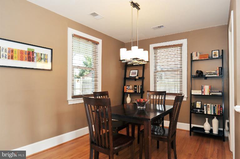 30 East Braddock Road Alexandria, VA 22301 - Photo 26 of 30 Dining Room