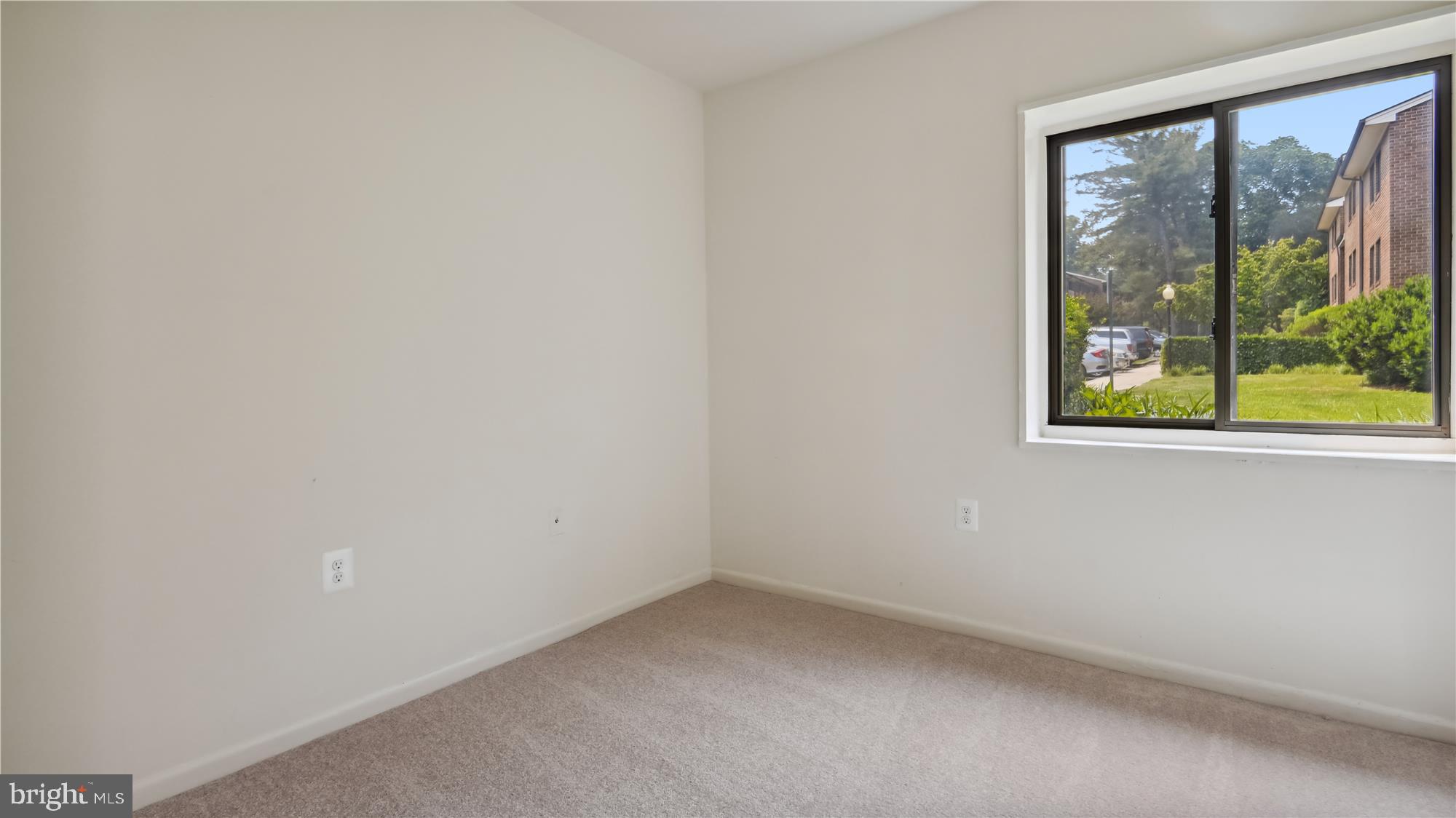 1429 Northgate Square, Unit 1C Reston, VA 20190 - Photo 17 of 25 Bedroom 3