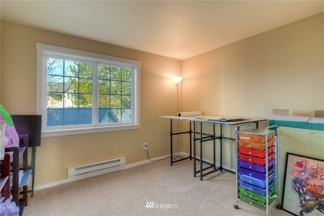 12404 East Gibson Road, Unit 206 Everett, WA 98204 - Photo 8 of 19 Gallery Image 8